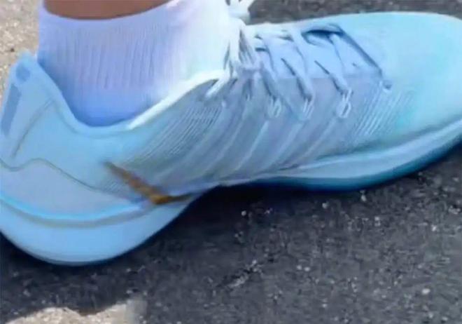 Nike新战靴曝光！太科比了(图17)