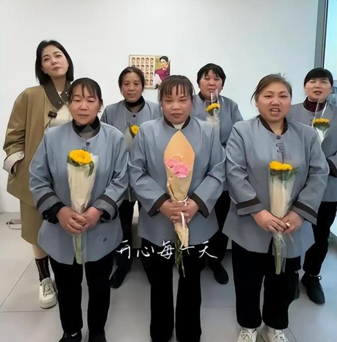 球盟会：汪涵妻子杨乐乐为保洁阿姨发声为其打造30平方米休息室(图6)