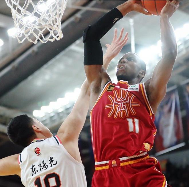 广东单节7分山西2-0夺赛点！三大残酷现实让杜锋无可奈何！(图2)