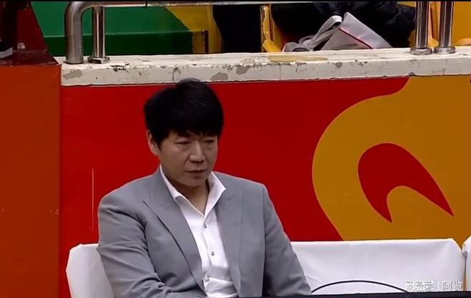 休赛期内邱彪需要解决山东高速男篮三个难题每件都比引援重要(图2)