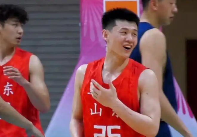 王岚嵚全运会连爆两场！串联全队+内外开火杨鸣确定不多用？(图1)