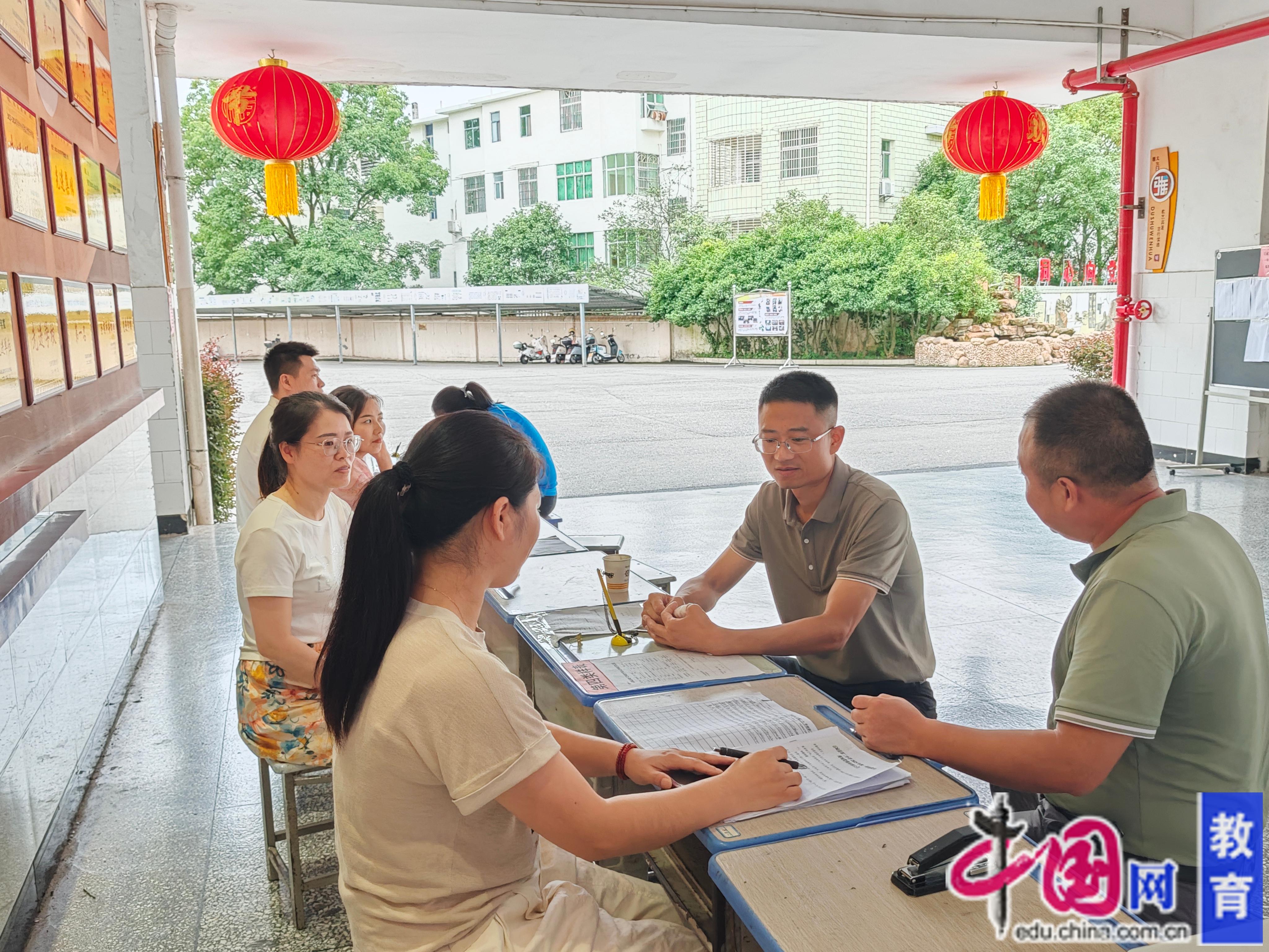 江西省石城县“如我+”换位体验：破解教育急难愁盼(图1)