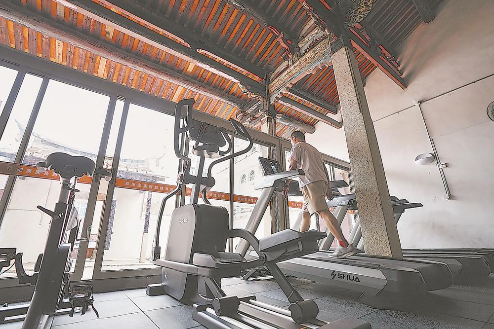 转角遇见运动场(图2)