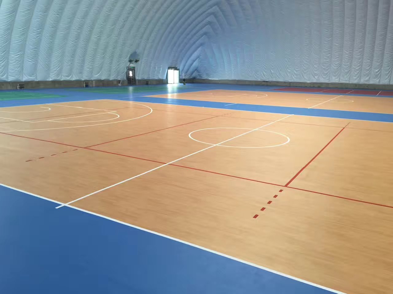 篮球场地胶-绿色环保用久不变形