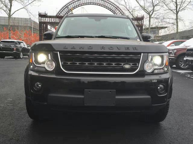 17款美规路虎发现四7座配备8速变速箱成功人士座驾(图3)