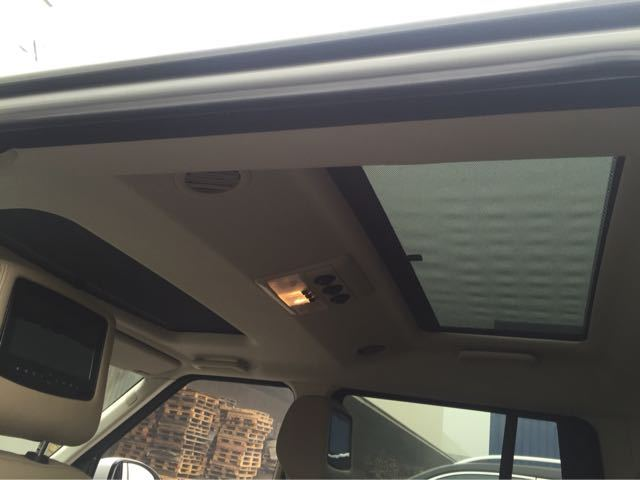 17款美规路虎发现四7座配备8速变速箱成功人士座驾(图12)