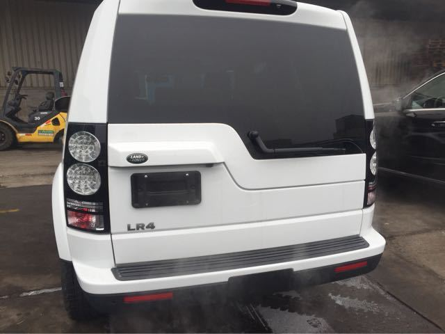 17款美规路虎发现四7座配备8速变速箱成功人士座驾(图14)