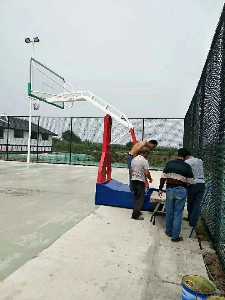篮球架生产厂家、新型仿液压篮球架