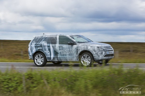 路虎发现运动版内饰官图 将2015年上市(图4)