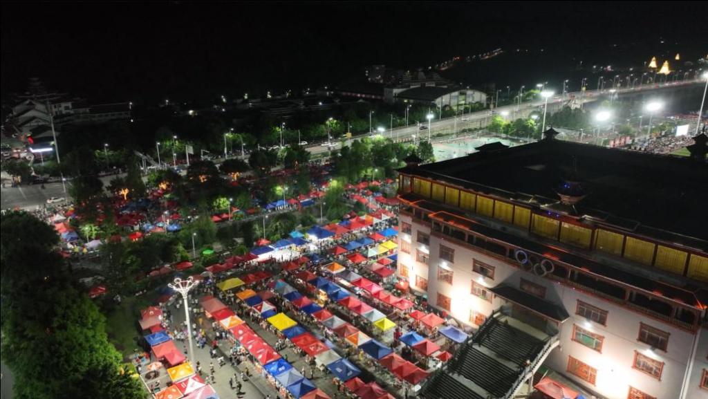 球盟会：小城何以生机勃勃｜贵州榕江：借“村超”探富民之路(图6)