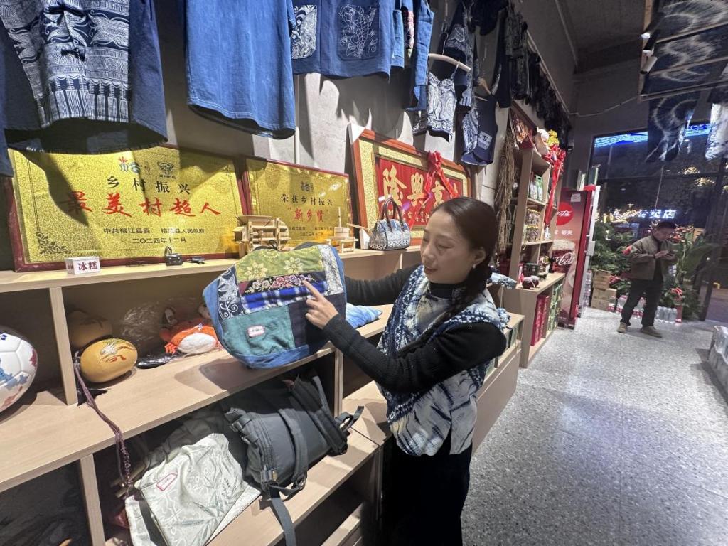 球盟会：小城何以生机勃勃｜贵州榕江：借“村超”探富民之路(图11)